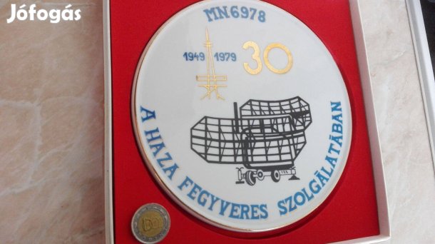 MN 6978 Taszár 1949-1979 Hollóházi porcelán kitüntető plakett