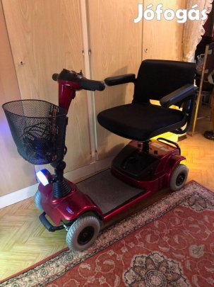 MOPED Sűrgősen Eladó