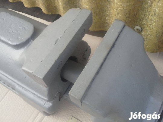 MSZ 2094 magyar öntvény 125-ös öntöttvas satu új állapotú eladó