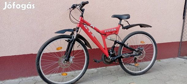 MTB 26-os összteleszkópos, tárcsafékes kerékpár