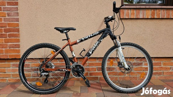 MTB kerékpár 6061 ALU Disc hidraulikus Tektro tárcsa fék Shimano váltó