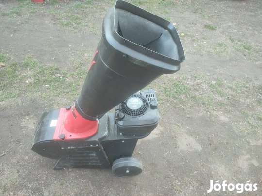 MTD benzines ágdaralo gyümölcs daráló 