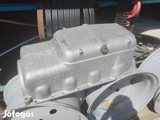 MTZ 50/80 olajteknő 