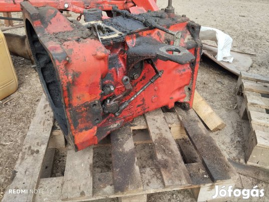 MTZ 80-as motor és fő alkatrészek eladóak!!