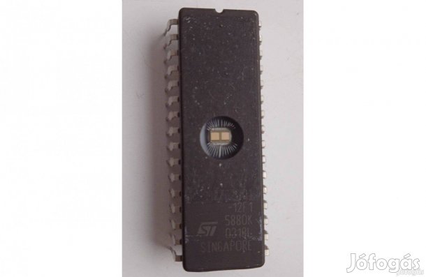 M 27C2001-12F1 5880 K EPROM , használt