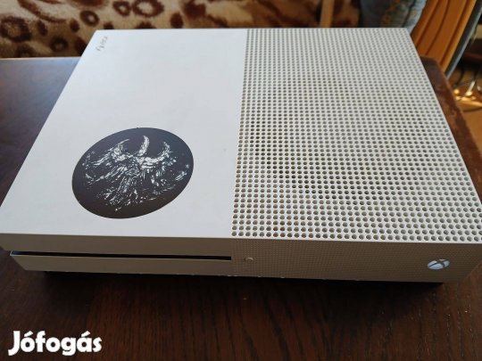 M-48. Xbox One S 1 Tb Gép + Tartozékok+ 84 Db Csúcs Ajándék Eredeti Já