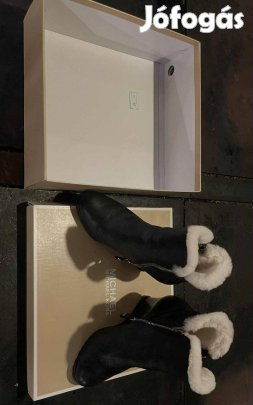 M.Kors, Tamaris csizma