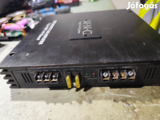 M.N.C autó erősítő