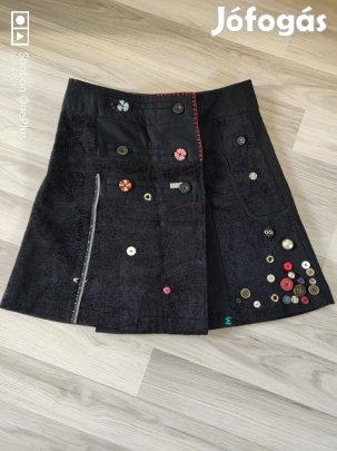 M-es Desigual szoknya