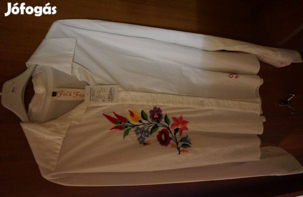 M-es fehér női ingblúz kalocsai színes népművész hímzéssel eladó