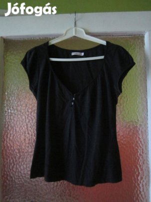 M-es fekete pamut póló