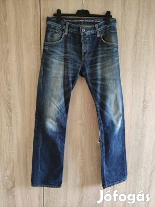 M-es férfi 32/34-es farmernadrág Mustang