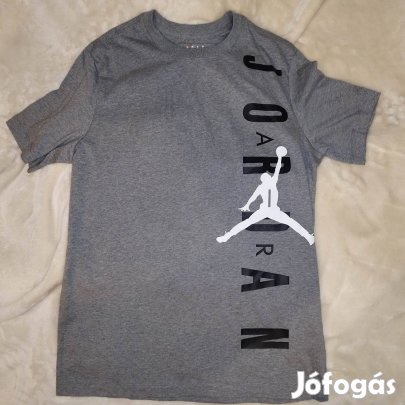 M-es méret Jordan Poló új