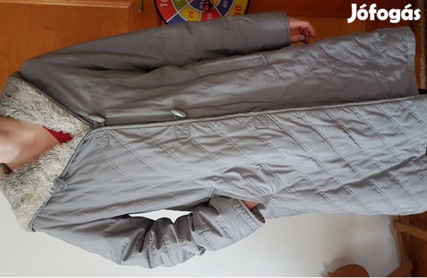 M-es télikabát M 38-as kapucnis hosszú női szürke kabát