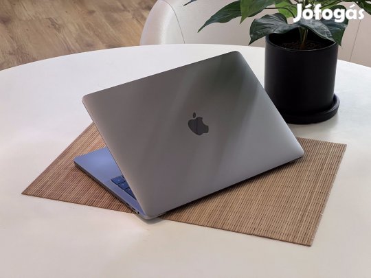 MacBook Pro 2017 i5 13256GB 8GB  2 ÉV Garanciával