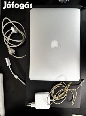 Macbook Air 13 (2015) - új 2027-ig garanciás 100%-os akku!