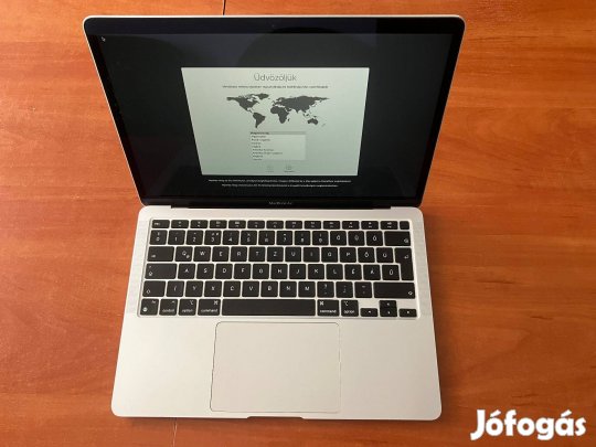 Macbook Air 13" (2020) - 8 GB / 256 GB / i5