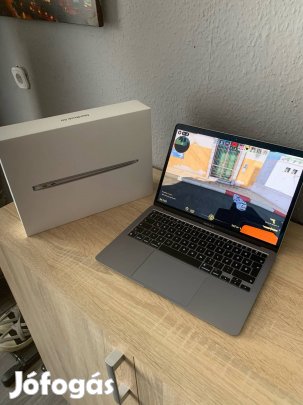 Macbook Air M1 8GB / 256 GB 13' retina újszerű