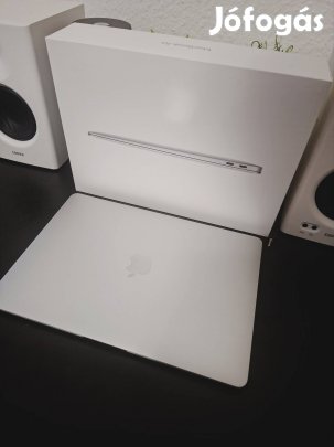 Macbook Air M1 8/256 Gb (96% Akkumulátor 88 ciklus)