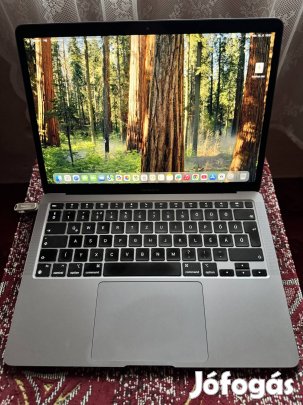 Macbook Air (M1) Hibátlan Akku: 96 %