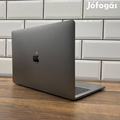 Macbook pro 2017 8/256gb
