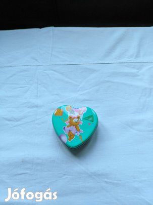 Maci mintás fémdobozka