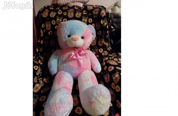 Maci szivárvány szineiben