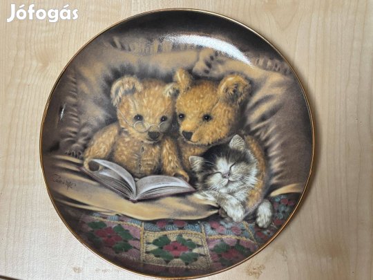 Macis, mackós porcelán dísztányér