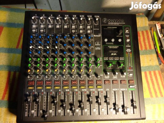 Mackie Onyx 12 keverő