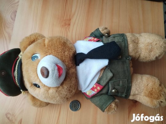 Mackó katona Osztrák plüss játék