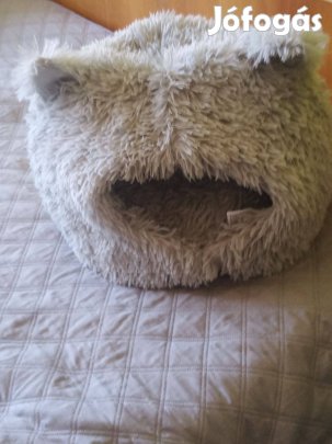 Macsek fekhely 9000ft óbuda