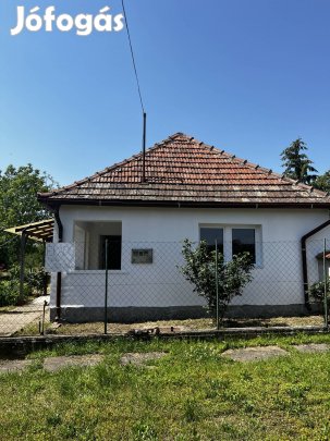 Mádon tornácos parasztház