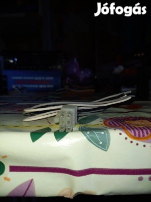 Magas jelszintű, avagy hangszórószintű csatlakozó