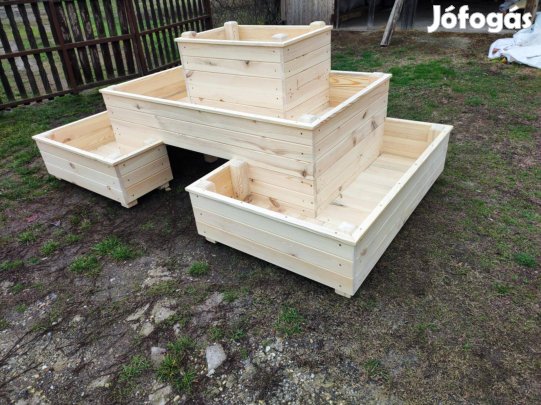 Magaságyás 3 szintes 250eladó