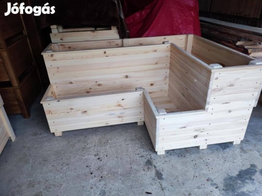 Magaságyás L alakú 2 szintes eladó