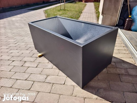 Magaságyás, Virágláda