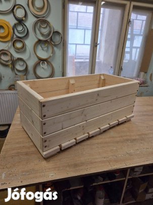 Magaságyás, fűszerkert