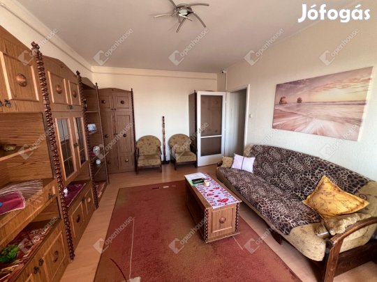 Magasan Sopron város felett, mégis közel mindenhez.