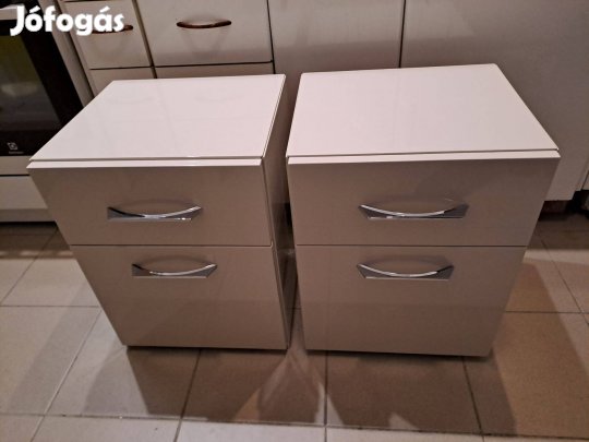 Magasfényű bézs éjjeliszekrények, újszerűek