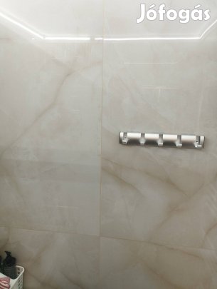 Magasfényű bézs márványmintás burkolólap (60x120) + ragasztó