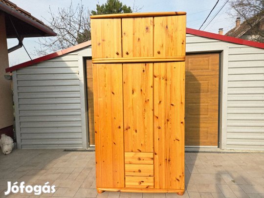 Magasító Nélkül eladó egy 3 ajtós , 3 fiókos akasztós és polcos Claudi