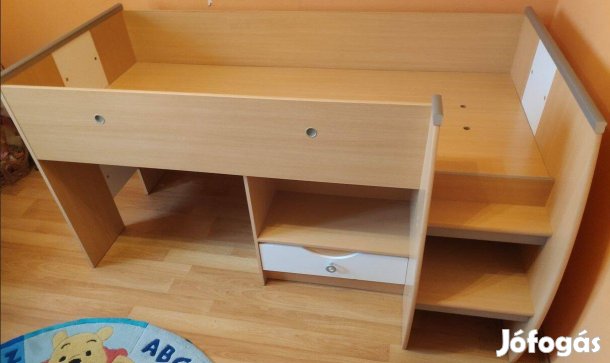 Magasított gyerekágy