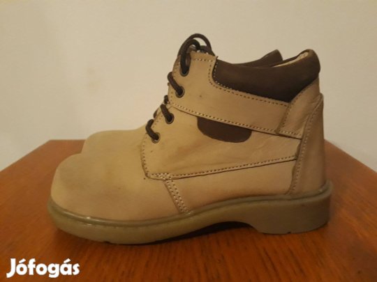 Magasszárú gyermekcipő, EU 31, Prego Kids márka