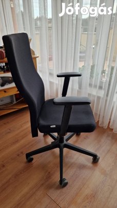 Magastámlás forgószék eladó