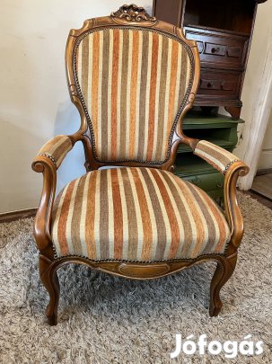 Magastámlás karfás neobarokk fotel elafó bp.17 ker