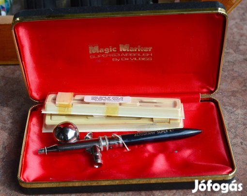 Magic Marker grafikai festékszóró 2 légpatronnal, festékekkel dobozban