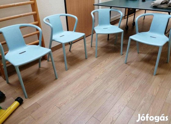 Magis Air-Armchair (Jasper Morrison) olasz designszék 4 db, szettben