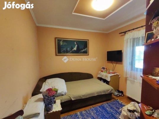 Maglódi 245 nm-es ház eladó