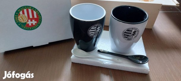 Magyar Labdarúgó Szövetség mintás bögrék eladóak