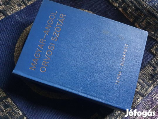 Magyar-angol orvosi szótár + English in Medicine CD -új